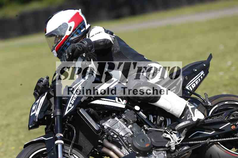 /44 09.08.2025 Plüss Moto Sport ADR/Einsteiger/45